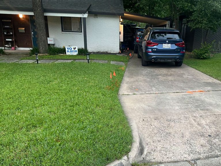 austin concrete contractor driveway2 before 768x576