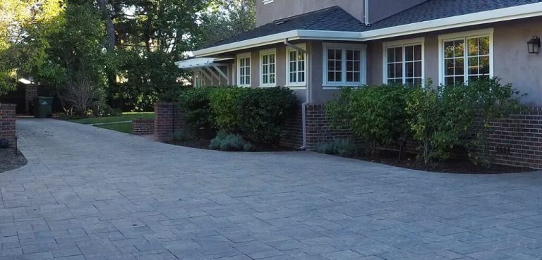paver driveway 1024x492 1 768x369